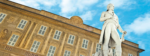 Villa Del<vo all'ingresso del Museo di Marengo