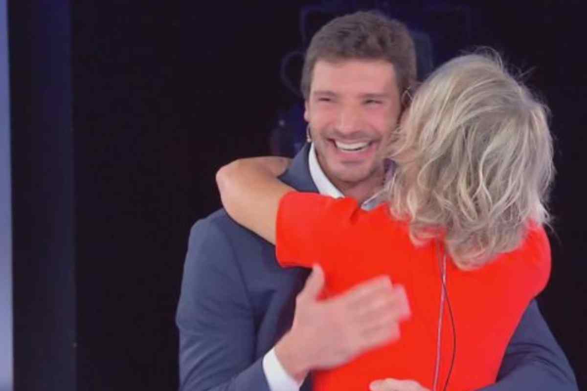 cosa hanno fatto stefano de martino e maria de filippi