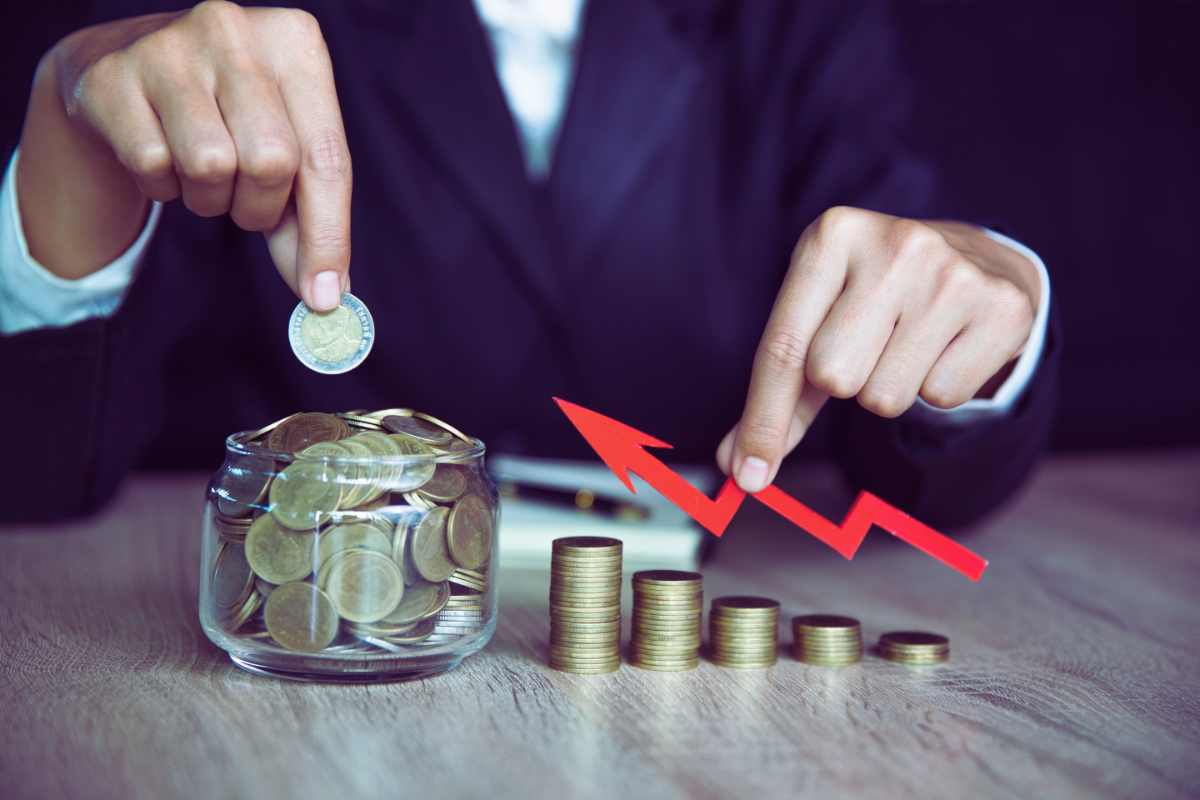 Urano scuote 4 segni e li lancia nella corsa verso i soldi